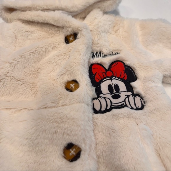 Disney Minnie Mouse Girls Faux Fur White Coat Jacket W/ Hood & Bow Size 3T - Picture 7 of 10